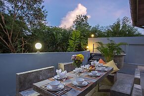 Modern Elegance 3BR Pool Villa Marine