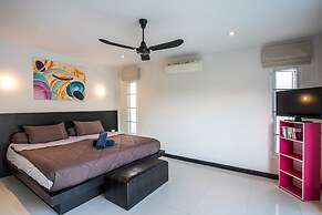 Modern Elegance 3BR Pool Villa Marine