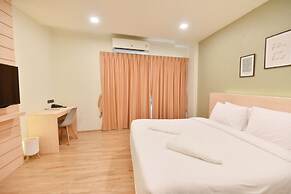 MAYUU AYUTTHAYA HOTEL