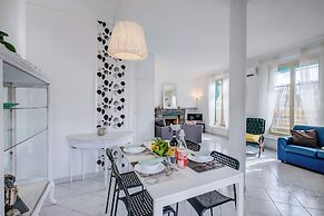 Sanremo Penthouse Market 700m From Sea