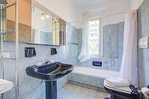 Sanremo Penthouse Market 700m From Sea