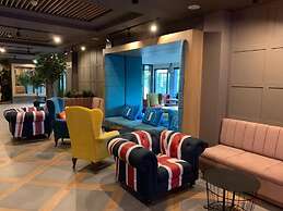 Urban Hotel