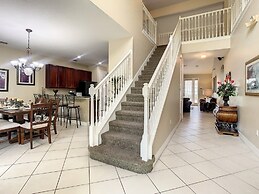 Fantastic 7 Bed 6 Bath In Prestigious Gated Comm. 7 Bedroom Villa by R