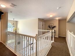 Fantastic 7 Bed 6 Bath In Prestigious Gated Comm. 7 Bedroom Villa by R