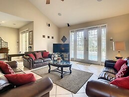 Fantastic 7 Bed 6 Bath In Prestigious Gated Comm. 7 Bedroom Villa by R