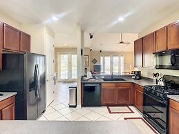 Fantastic 7 Bed 6 Bath In Prestigious Gated Comm. 7 Bedroom Villa by R