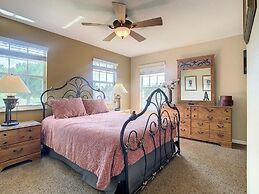 Fantastic 7 Bed 6 Bath In Prestigious Gated Comm. 7 Bedroom Villa by R