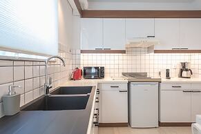 Philippos Acropolis Home by Cloudkeys