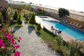 Tas Konak Butik Otel Bungalov