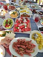 Tas Konak Butik Otel Bungalov