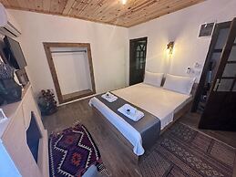 Tas Konak Butik Otel Bungalov