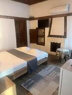 Tas Konak Butik Otel Bungalov