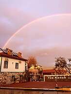 Tas Konak Butik Otel Bungalov