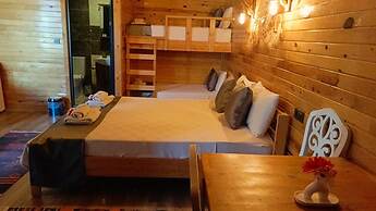 Tas Konak Butik Otel Bungalov