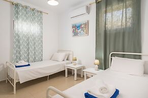 Cap Bleu Seafront Holiday Home