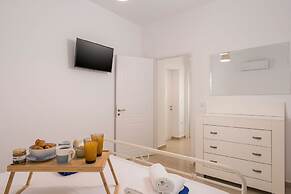 Cap Bleu Seafront Holiday Home