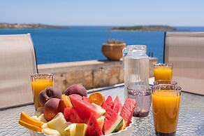 Cap Bleu Seafront Holiday Home