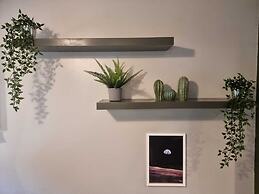 Park View Garden Apartment