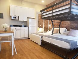 Hotel and the City-Midtown