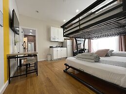 Hotel and the City-Midtown