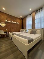 Hotel and the City-Midtown