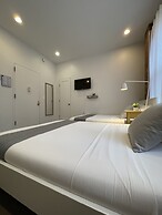 Hotel and the City-Midtown