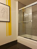 Hotel and the City-Midtown