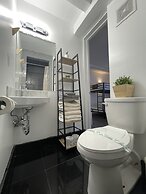 Hotel and the City-Midtown