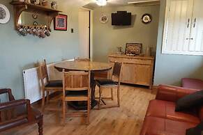 2-bed Apartment Near Buxton Outstanding Location