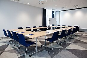 Holiday Inn Express Düsseldorf Airport by IHG