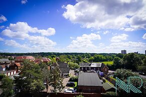 Luxury Stevenage Town Centre Apartment