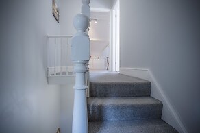 Langland Road - 2 Bedroom Town House