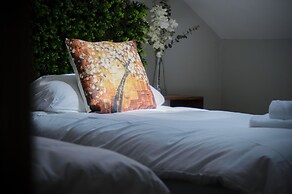 Langland Road - 2 Bedroom Town House