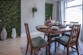 Langland Road - 2 Bedroom Town House