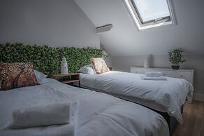 Langland Road - 2 Bedroom Town House