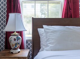Sally Webster Inn