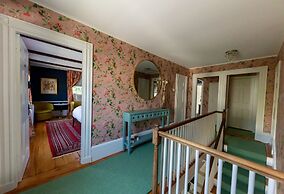 Sally Webster Inn