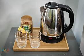 HoLo Central Saigon - Serviced HomeStay