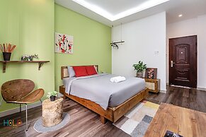 HoLo Central Saigon - Serviced HomeStay