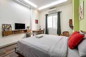 HoLo Central Saigon - Serviced HomeStay