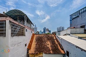 HoLo Central Saigon - Serviced HomeStay