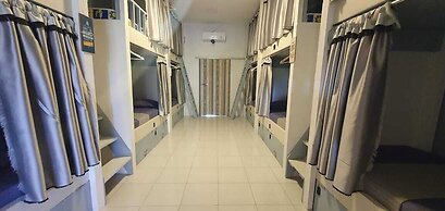 Bunk Bed Room Nusa Penida - Hostel