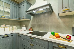 Gzira Central Bright & Modern 2bdr Apt