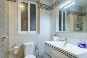Gzira Central Bright & Modern 2bdr Apt