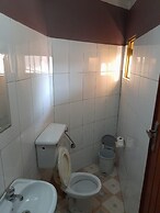 Twin Tower Gardens Hotel