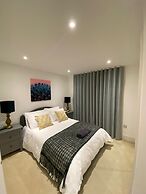 Fabulous 2 bed Apartment in Vauxhall