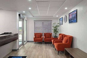 Travelodge by Wyndham Marathon