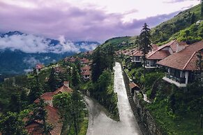 Ville De Mont Mountain Resort