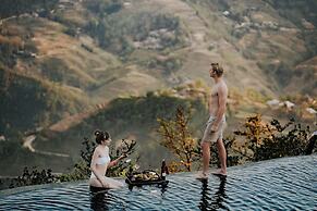 Ville De Mont Mountain Resort