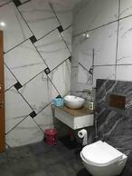 Cozy Solan Apartment With Stunning Views